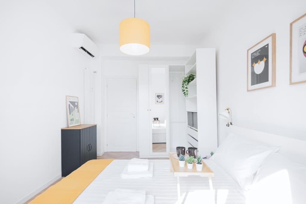 Easylife - Apartment With Balcony Near Navigli Milano Eksteriør billede